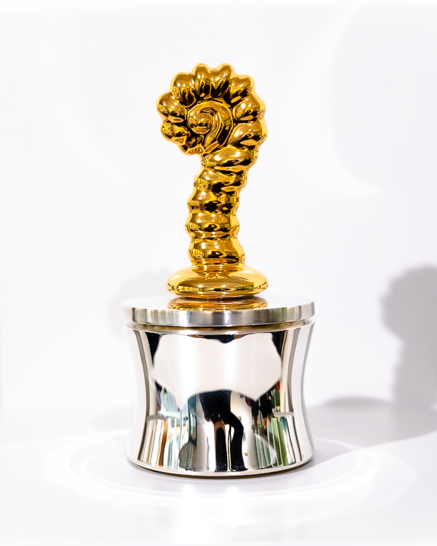 Guldormbunke, keramik av Elna-Karin Helgesson, silver av Karlheinz Sauer