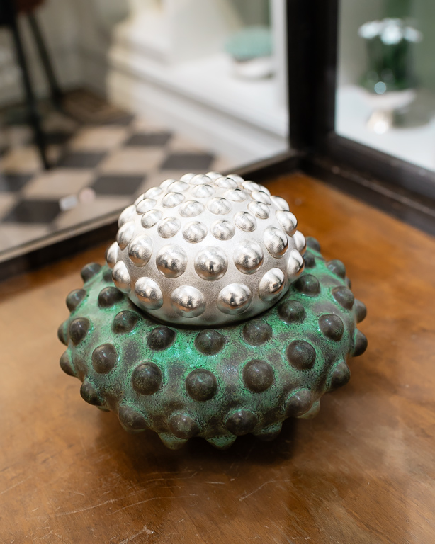 Silverprick - keramik av Elna-Karin Helgesson, silver av Karlheinz Sauer