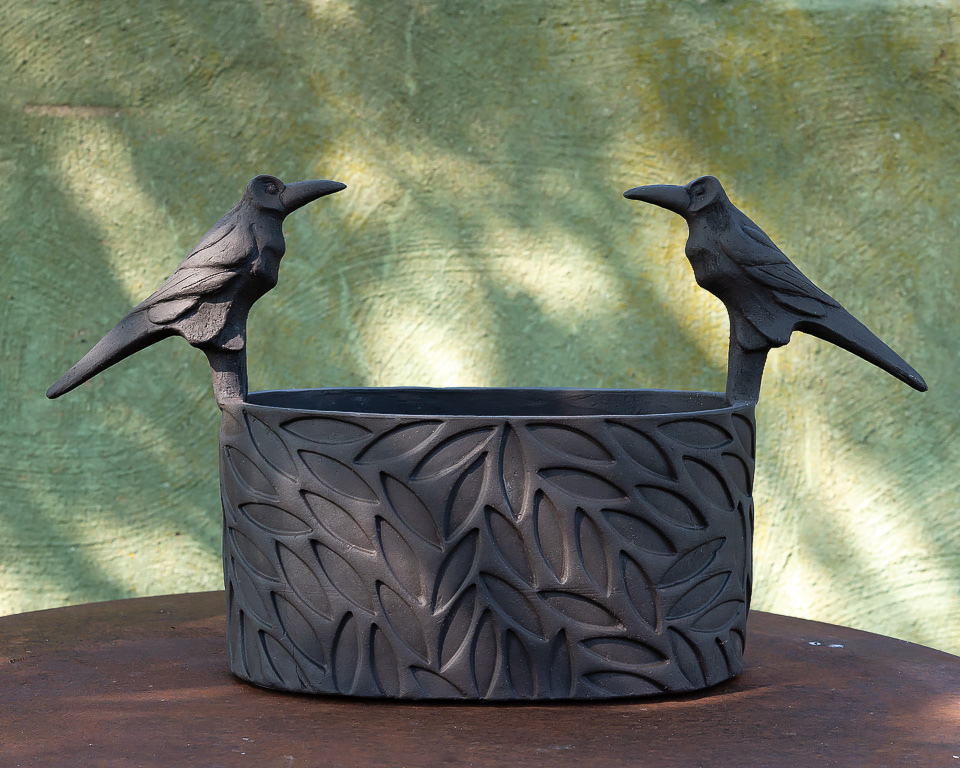 Växtkärl Råkor, keramik av Elna-Karin Helgesson